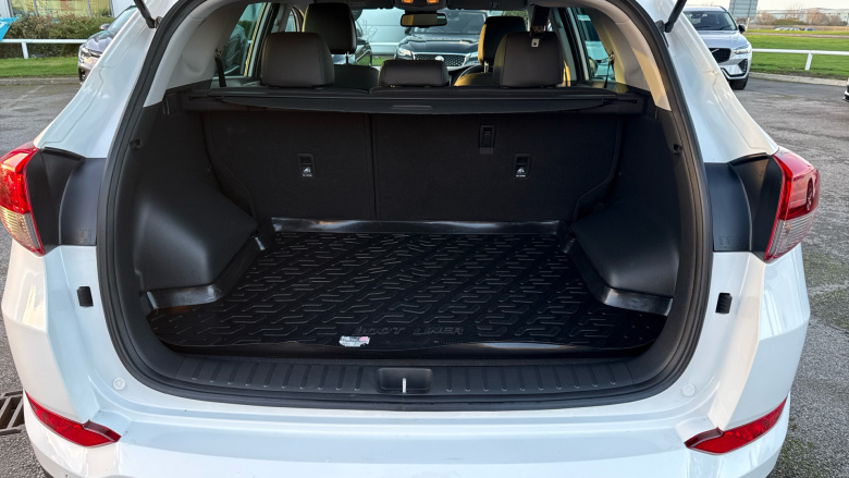 Hyundai Tucson 1.7 CRDi Blue Drive Sport Edition 5dr 2WD DCT Diesel Estate